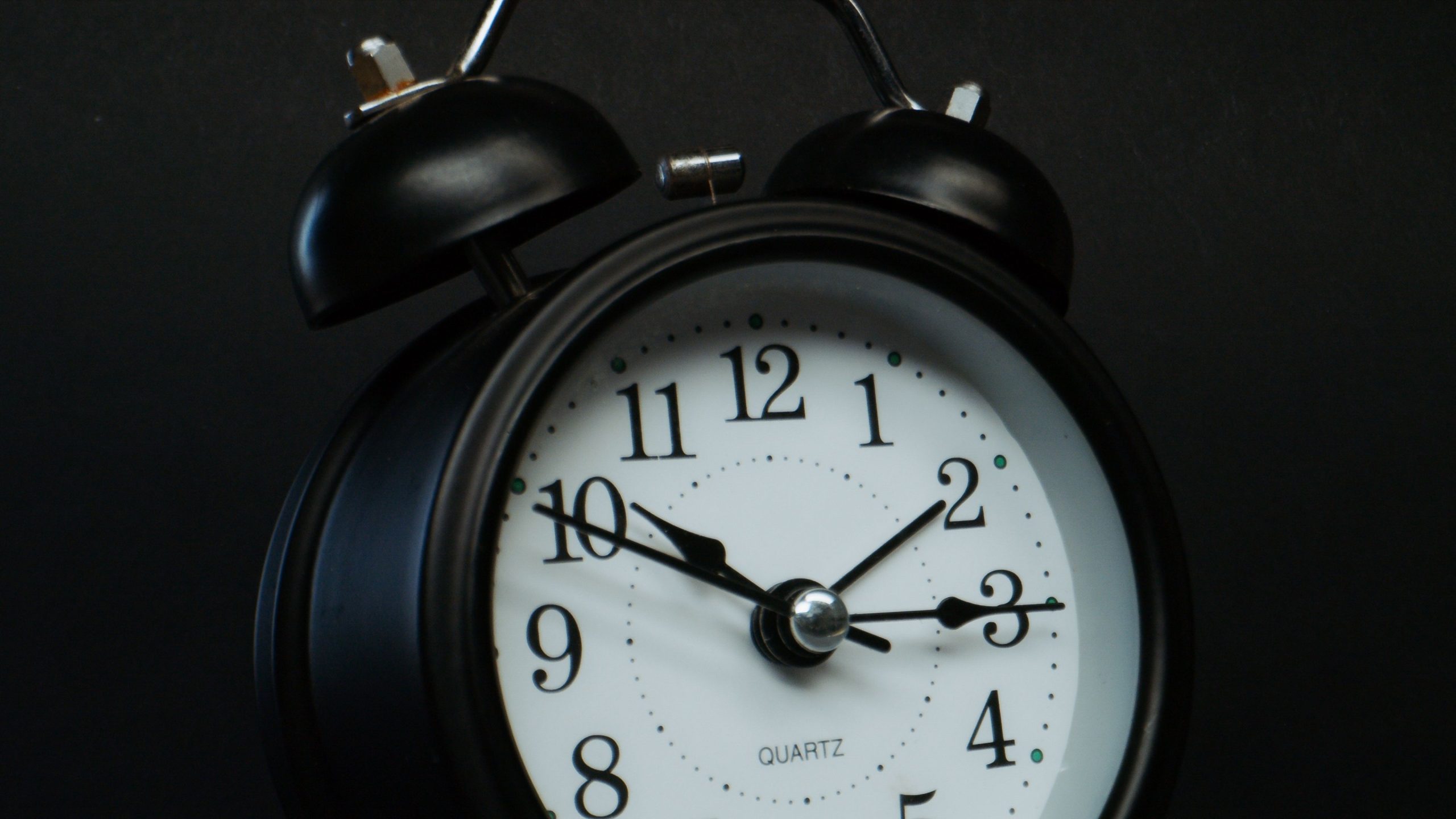 04h04 heure miroir signification spirituelle