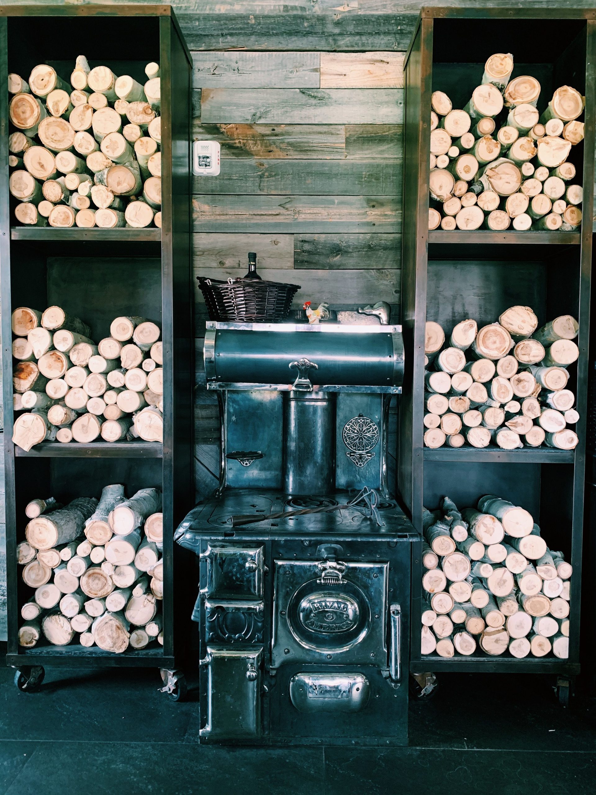 Comment choisir l'habillage de son poêle à bois