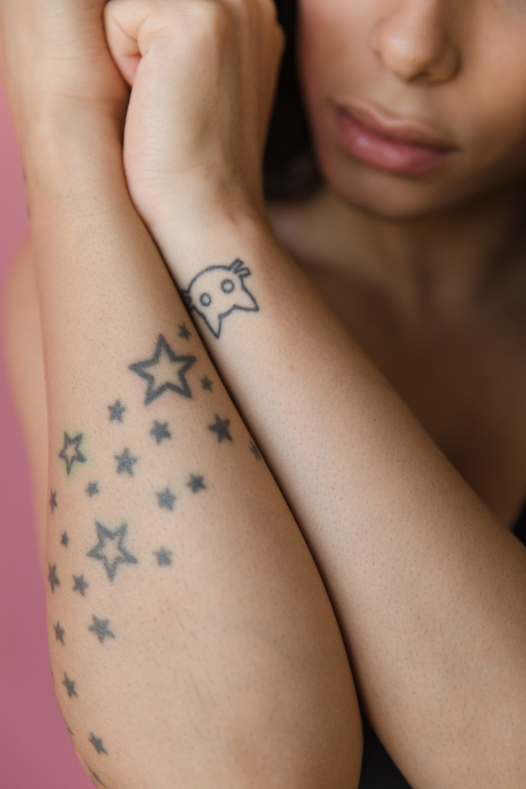Conseils et sélection pour un tatouage discret durable